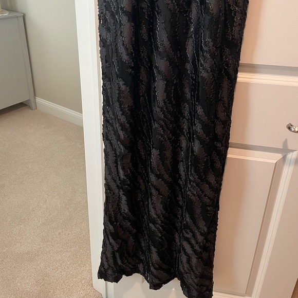 NWT Halston CLIP JACQUARD GOWN - Picture 9 of 13